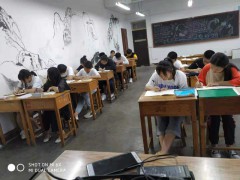 乳山技校學(xué)費(fèi)是多少